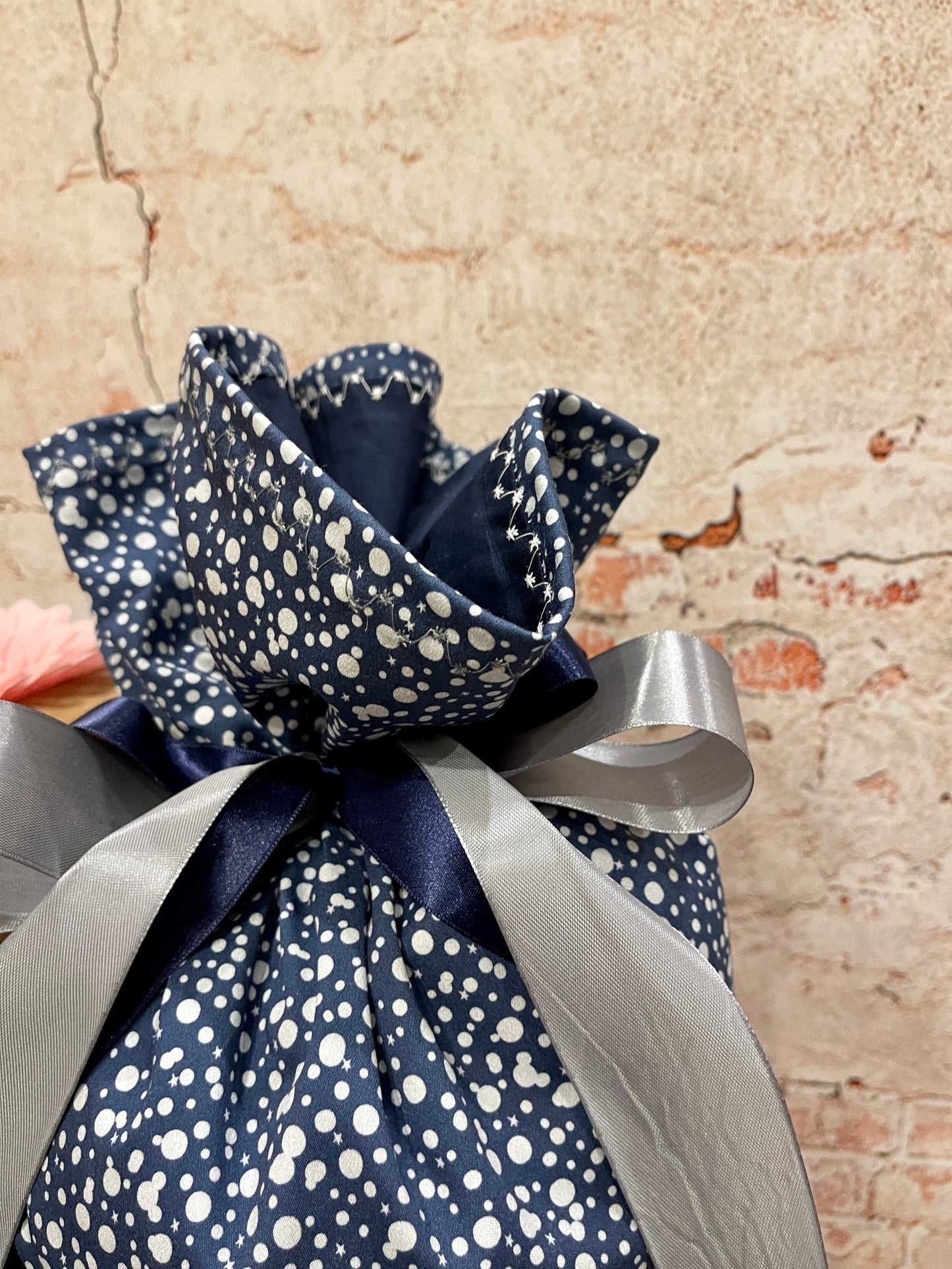 Zuckertüte Schultüte mit Weltraum und Raumschiff